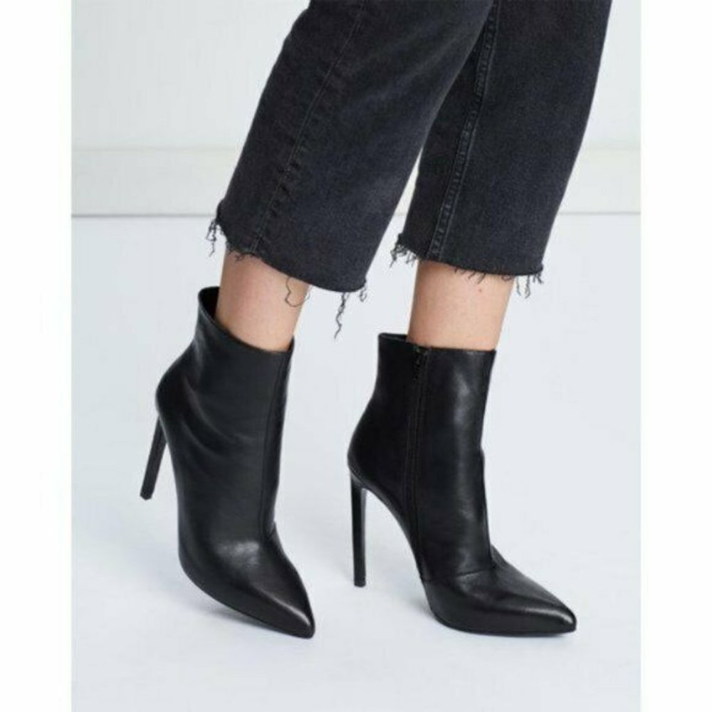 NEW Tony Bianco Freddie Black Leather Bootie 7.5